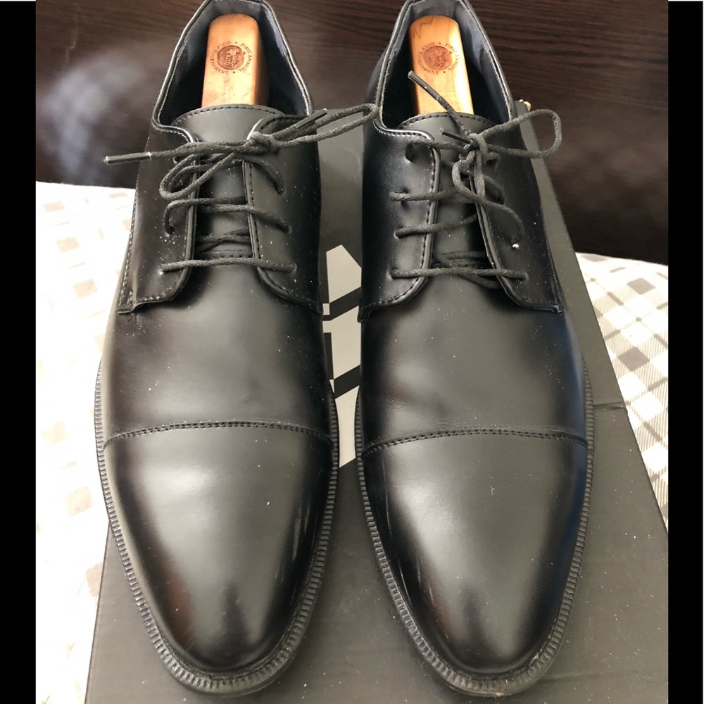 Black Cap toe Dress Shoes